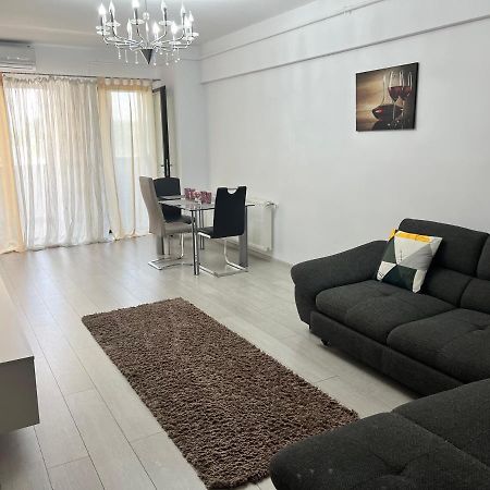 The Bliss Appartement Râmnicu Vâlcea Buitenkant foto