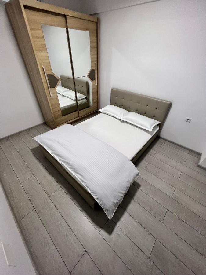 The Bliss Appartement Râmnicu Vâlcea Buitenkant foto