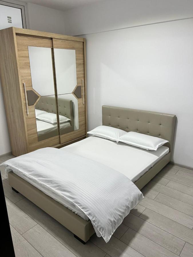 The Bliss Appartement Râmnicu Vâlcea Buitenkant foto