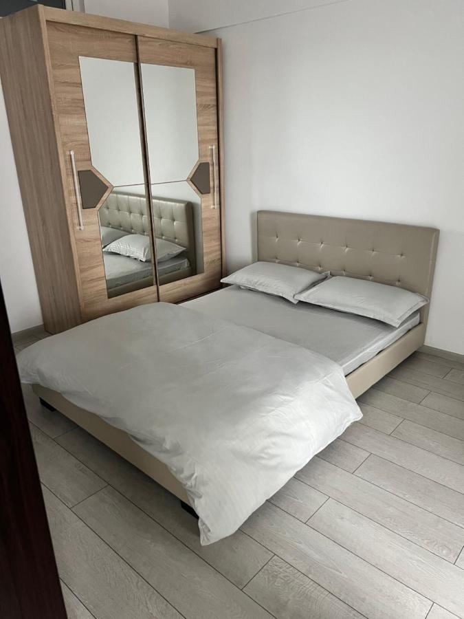 The Bliss Appartement Râmnicu Vâlcea Buitenkant foto