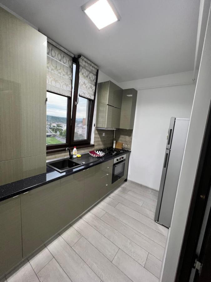 The Bliss Appartement Râmnicu Vâlcea Buitenkant foto