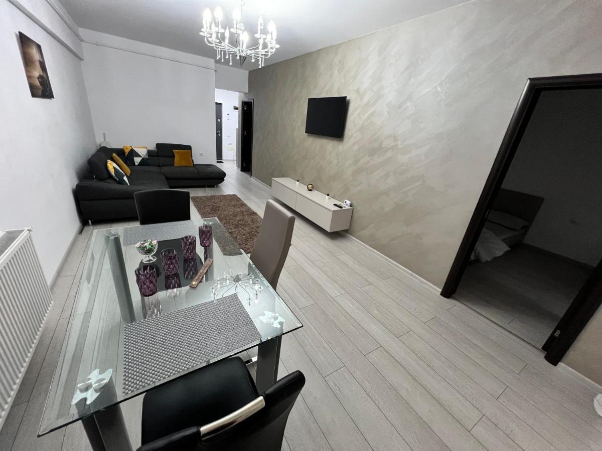 The Bliss Appartement Râmnicu Vâlcea Buitenkant foto