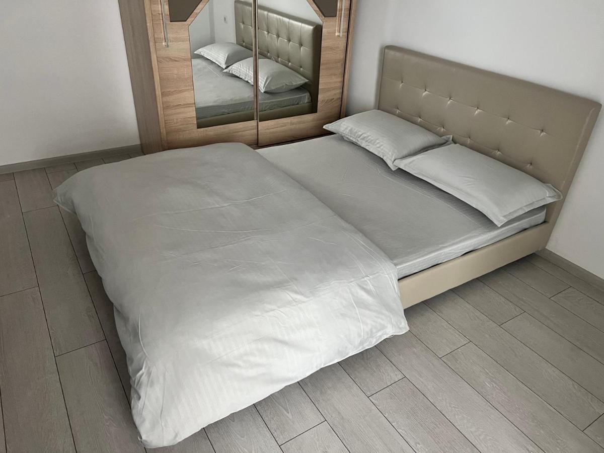 The Bliss Appartement Râmnicu Vâlcea Buitenkant foto